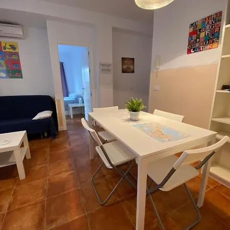 Apartment Centro + Wifi+ 2 Camas De Matrimonio +playa Cadiz