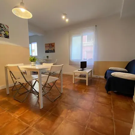 Centro + Wifi+ 2 Camas De Matrimonio +playa Apartment *